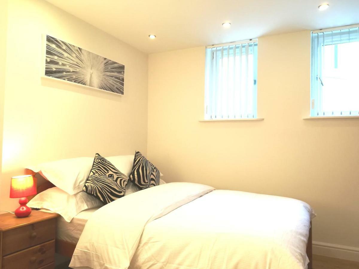 Modern, 1 Bedroom Apartment, Uplands, 斯旺西 外观 照片